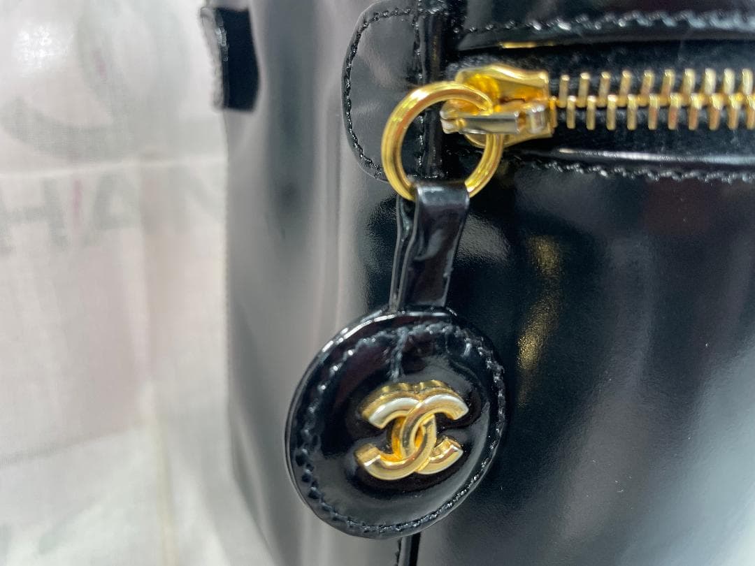 瑠衣　CHANEL バニティ　バッグ　化粧ポーチ　レザー　小物ポーチ134