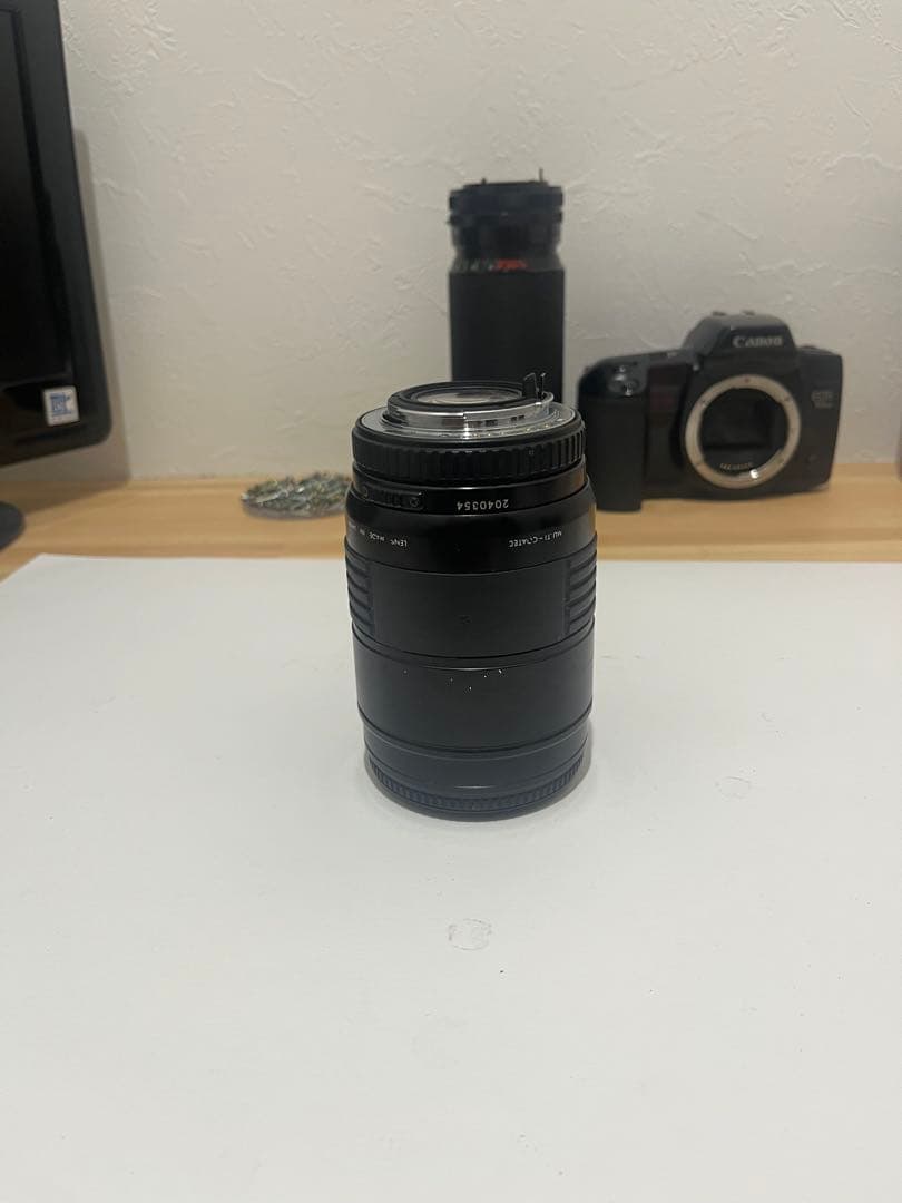 Canon カメラ本体とズームレンズ4本セット