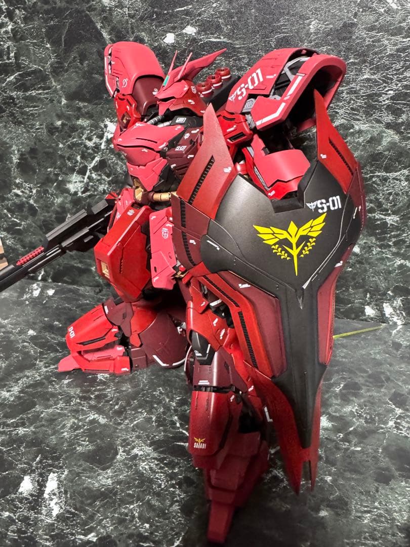逆襲のシャア　MG サザビーverKA 塗装完成品　ガンプラ　プラモデル