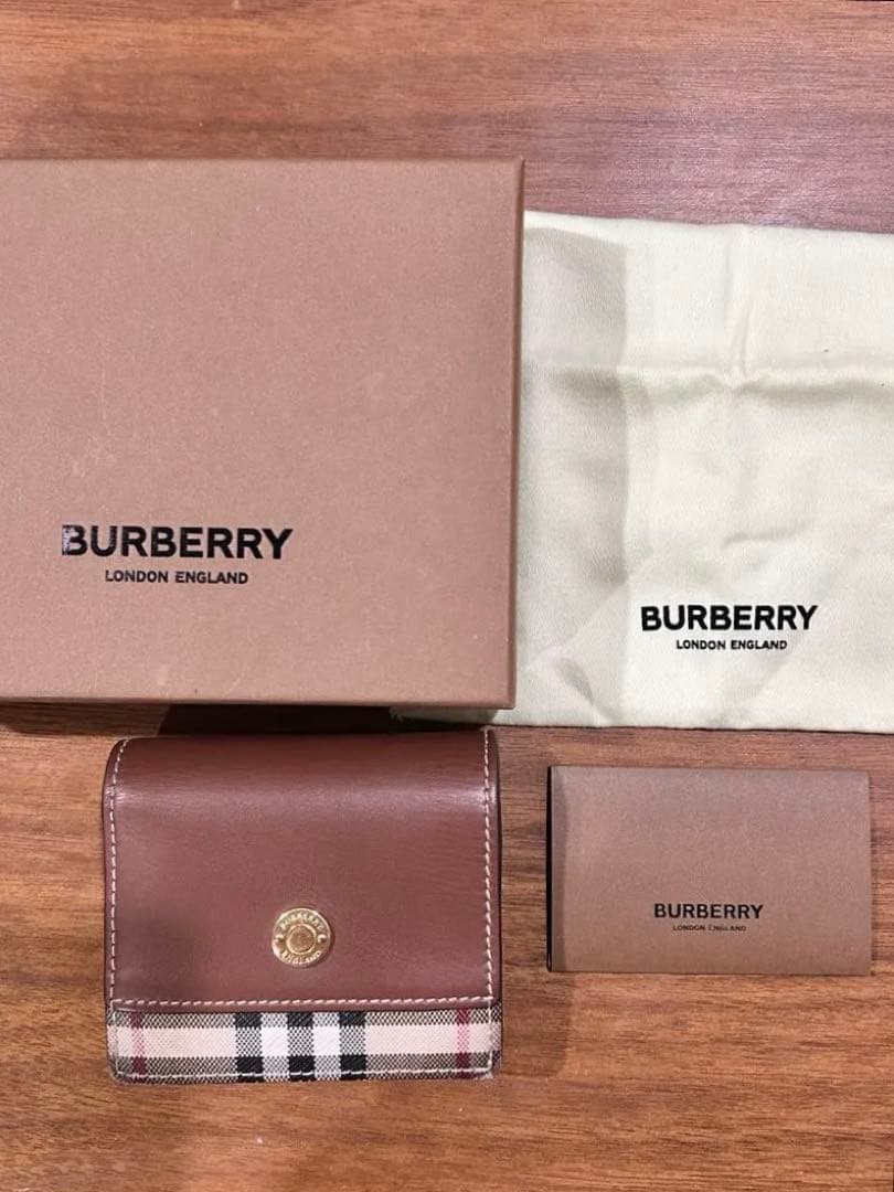 BURBERRY 二つ折り財布 ブラウン チェック柄