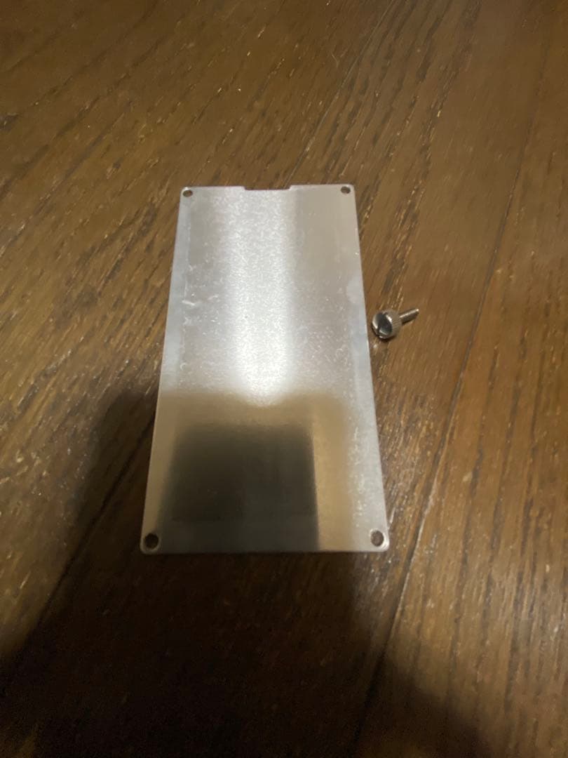 BOSS SDE-3 (交換用ボトムプレート、銀ネジ付)