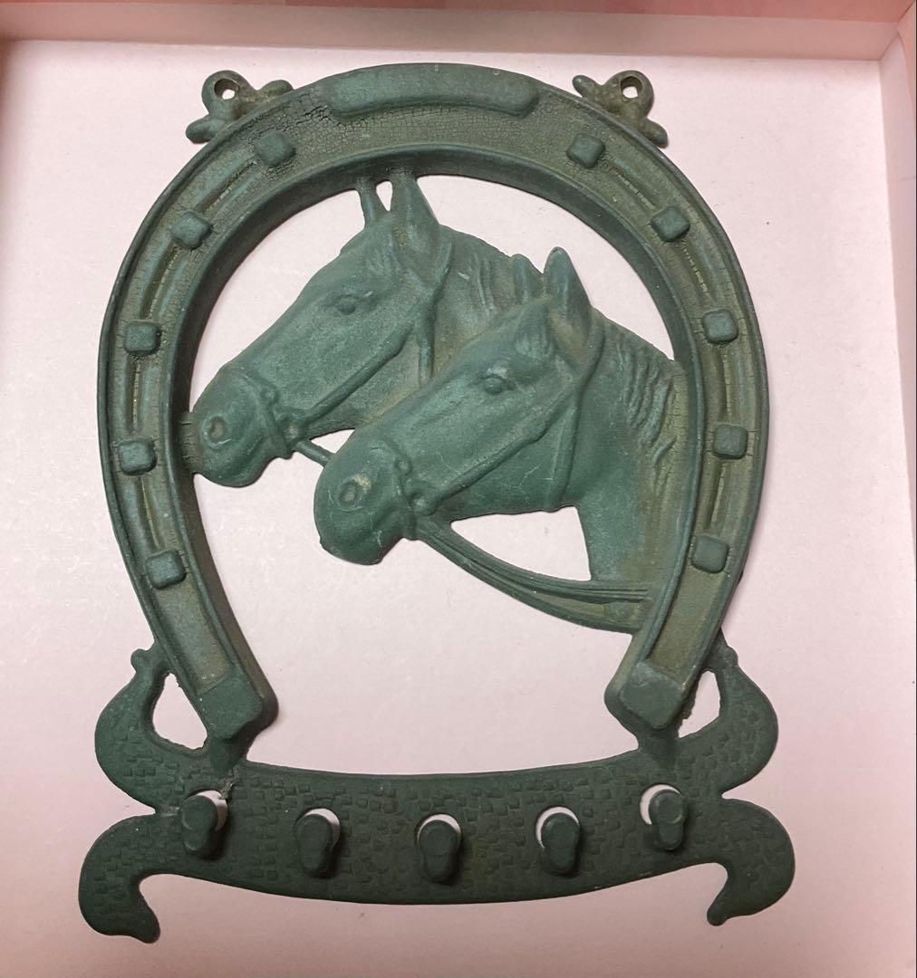 ヴィンテージの馬蹄（horseshoe）型壁掛け