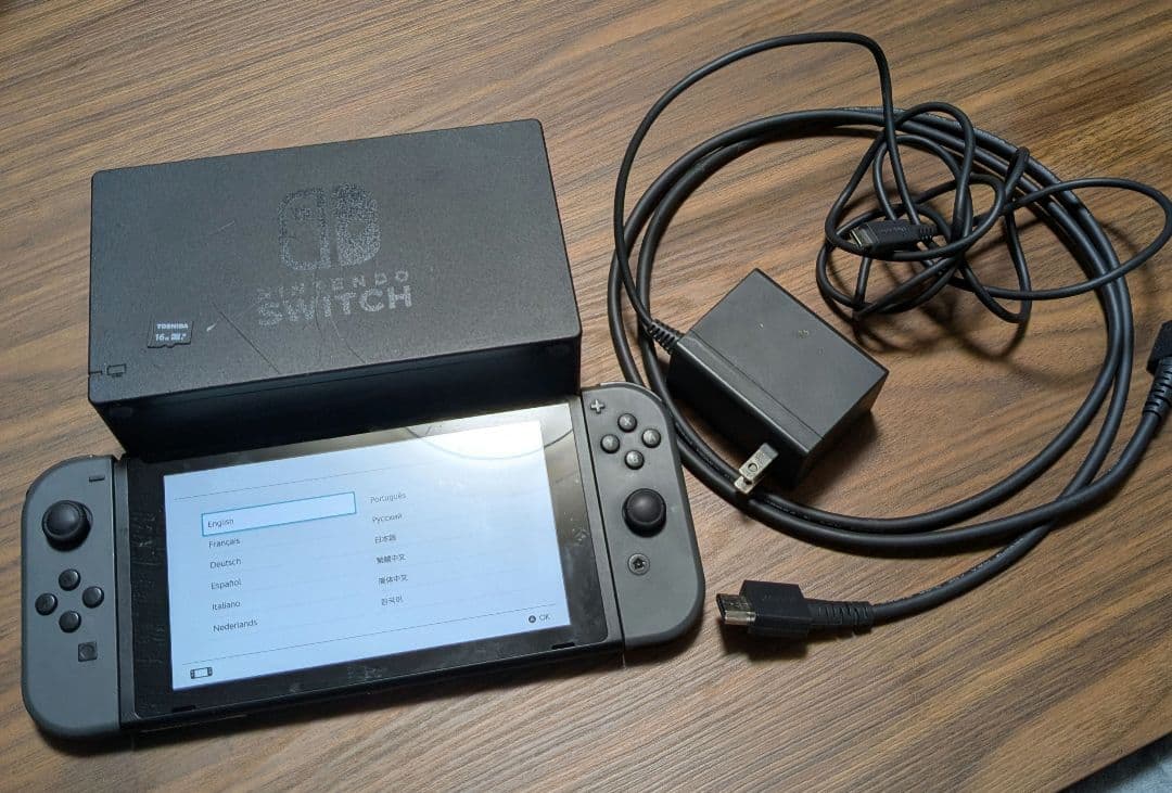 Nintendo switch 本体 MicroSD 16GB ドック ケーブル