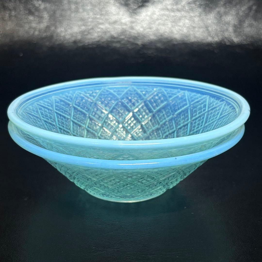 ★明治/大正ガラス！綺麗なブルーに乳白ぼかし小鉢/気泡ガラス/氷コップ/2個！★