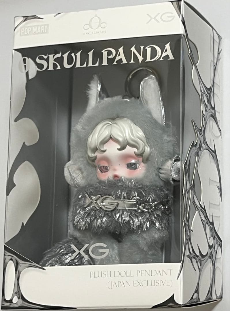 ポップマート スカルパンダ XG ぬいぐるみペンダント 正規品 日本限定