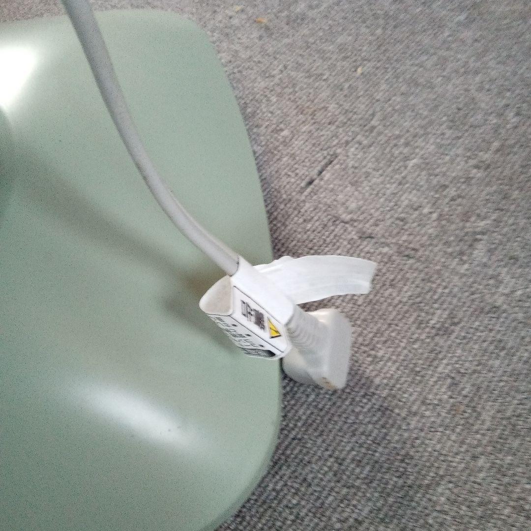 2022年製アラジン電気ストーブ 遠赤グラファイトeヒーター