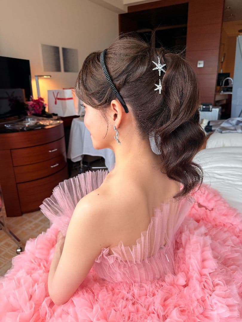 acca ブラック スワロフスキー カチューシャ