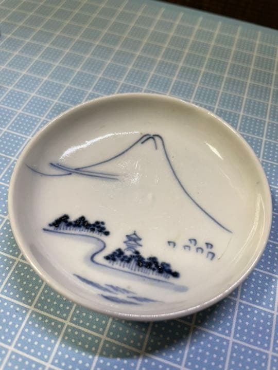 豆皿　【m75 骨董　極小　天塩皿　染付　富士山　山水　風景画　古伊万里】
