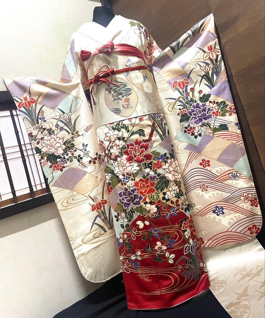 振袖フルセット6点サイズM〜Ｌ駒刺繍　流水鴛鴦花文　金彩　正絹