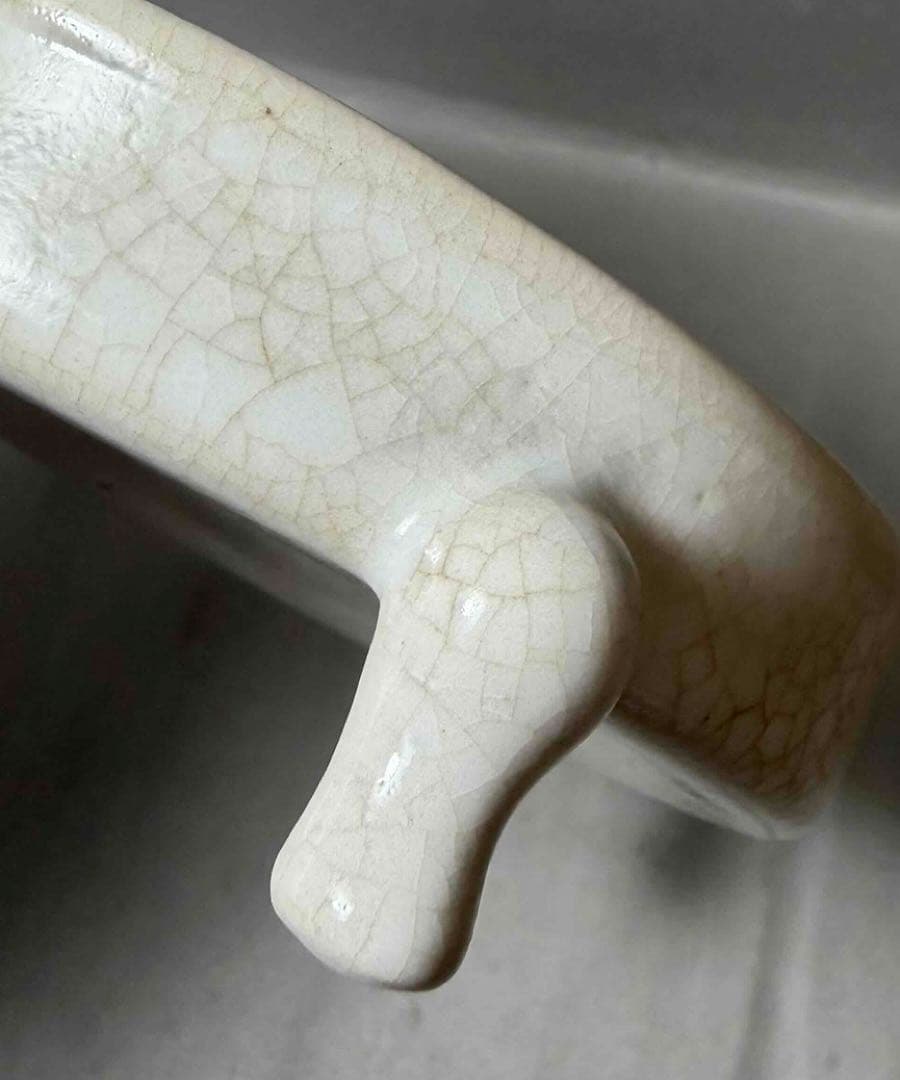 中国 三つ足丸盤(白系)　f2260120