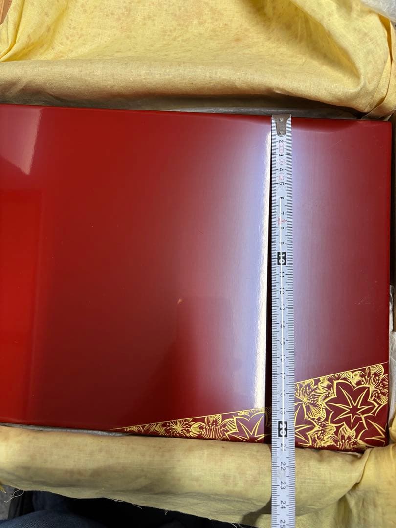 【輪島塗】朱漆塗り 沈金 桜に紅葉の図 蒔絵 菓子皿 菓子器 盛り皿 五客