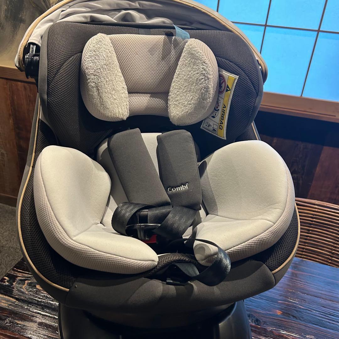 【極美品】 Combi クルムーヴ スマート ISOFIX エッグショック