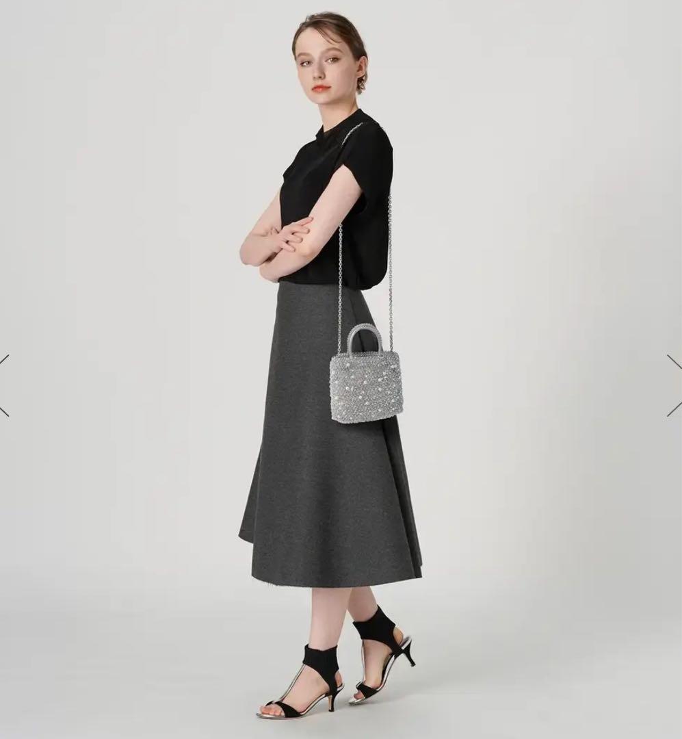 【未使用品/24時間以内発送】ペルラ グリッター/スクエア スモール/シルバー