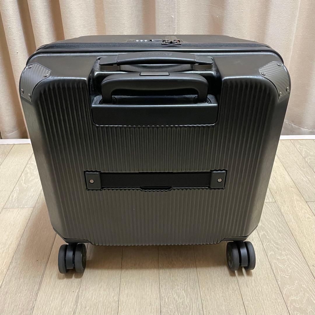 デメキン　サムソナイト　ブラックレーベル　4輪　キャリーケース　ファントム