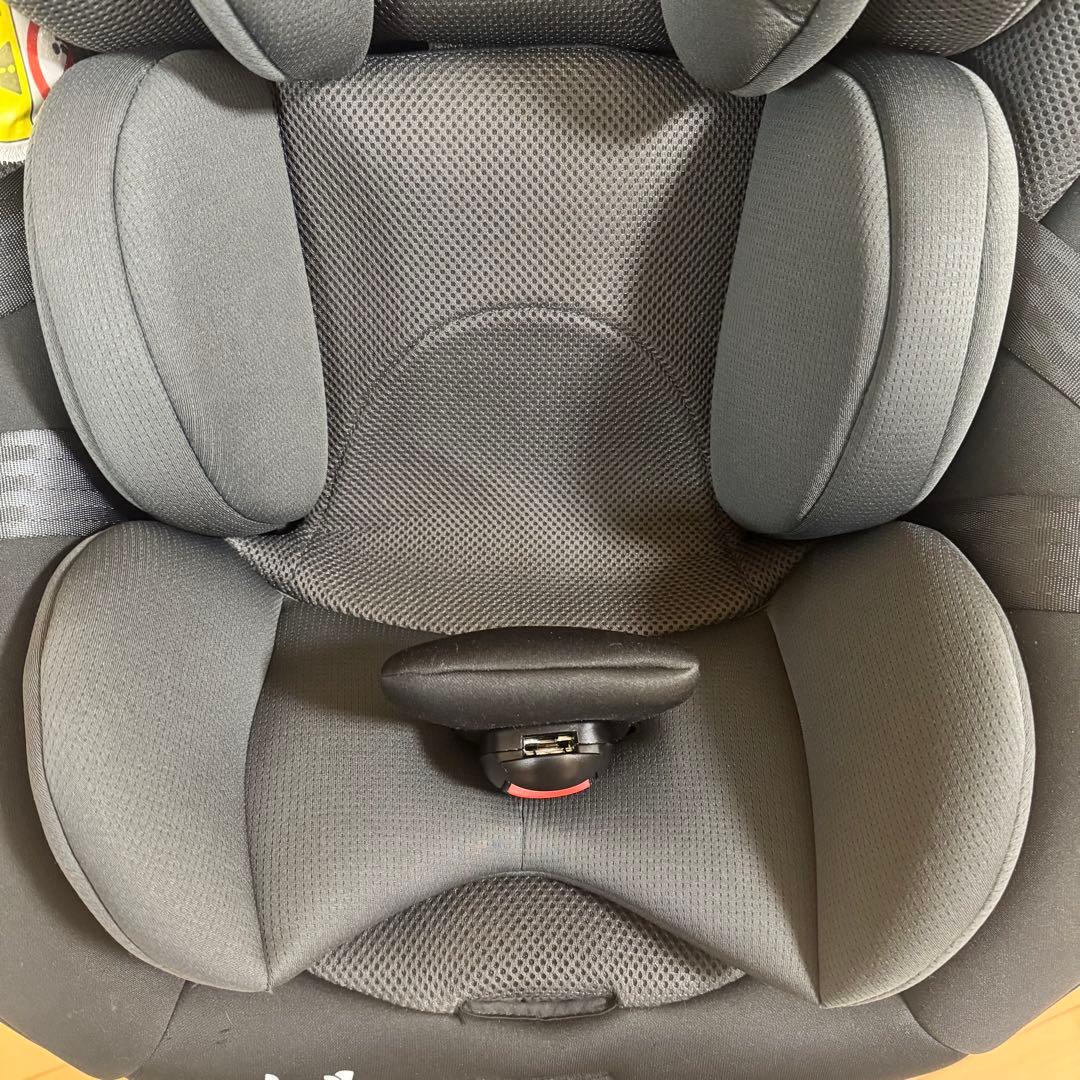 今週末限定タイムセール☆ joie チャイルドシート アーク360 isofix
