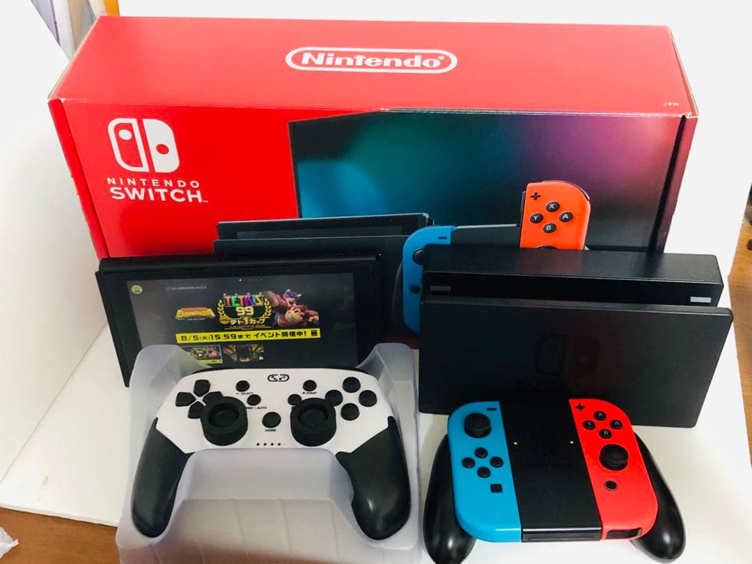 任天堂Switch(128GB SD付き)