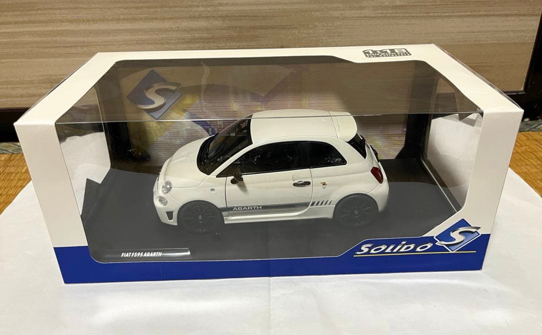 ミニカー SOLIDO 1/18 FIAT NUOVA 500 ABARTH 595
