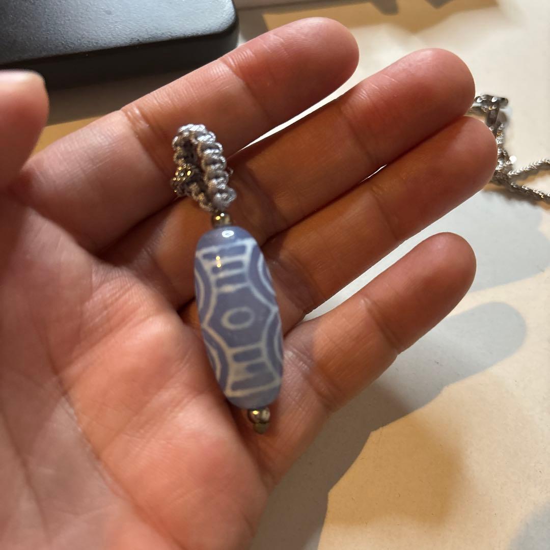 綺麗な龍眼老玉髄天珠！ズーンとくる！