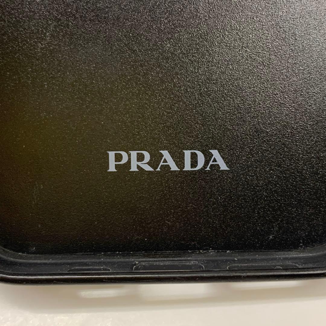 CBA03-10 プラダ トライアングル クリスタル iPhone13ケース