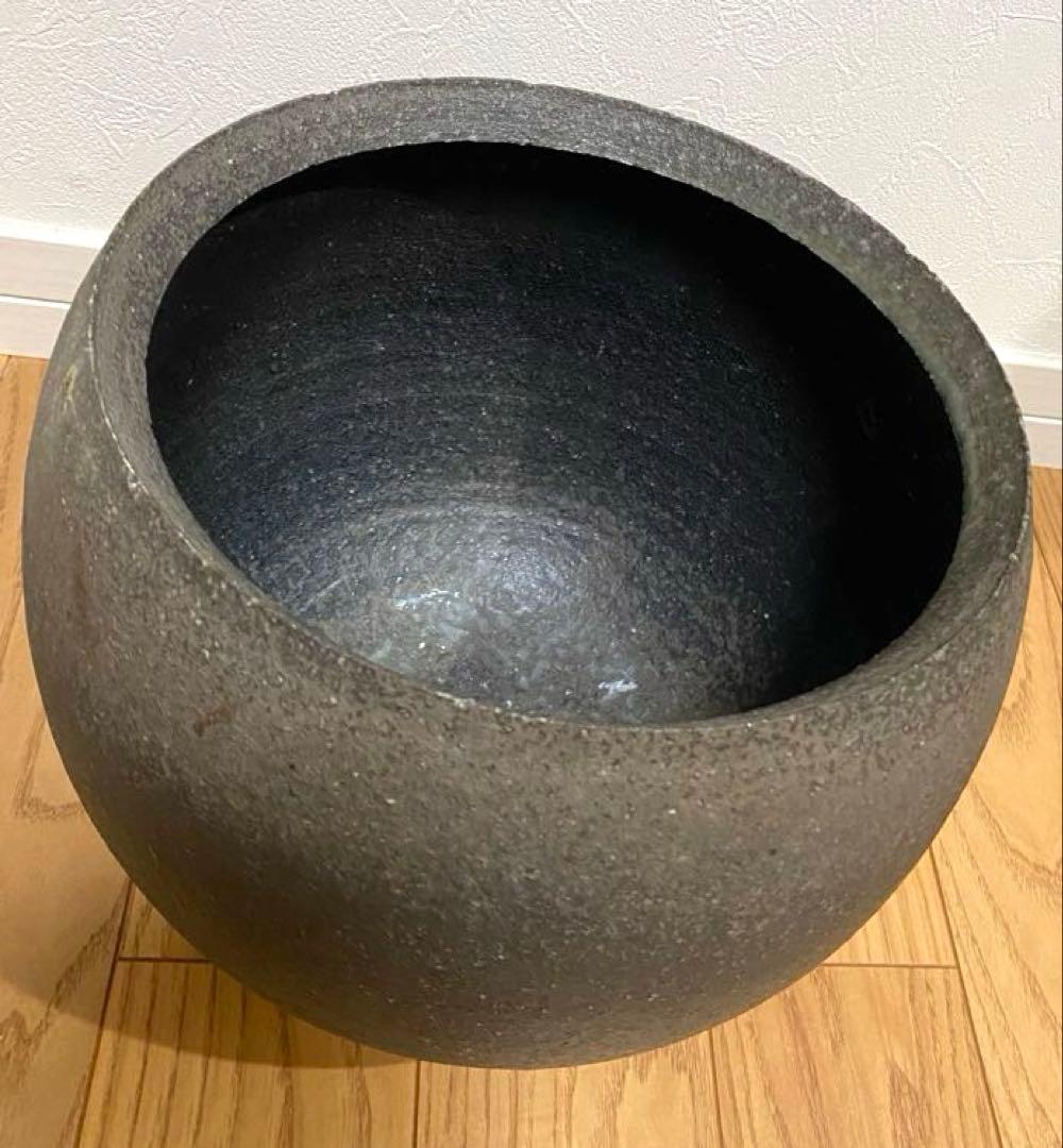 ⭐️大幅値下げ⭐️益子焼　宮沢章AKIRA 黒い球形　水鉢　壺