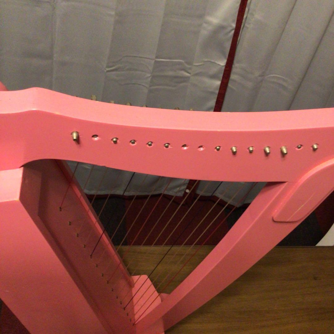 シェーンハット　ハープ　ベンチ