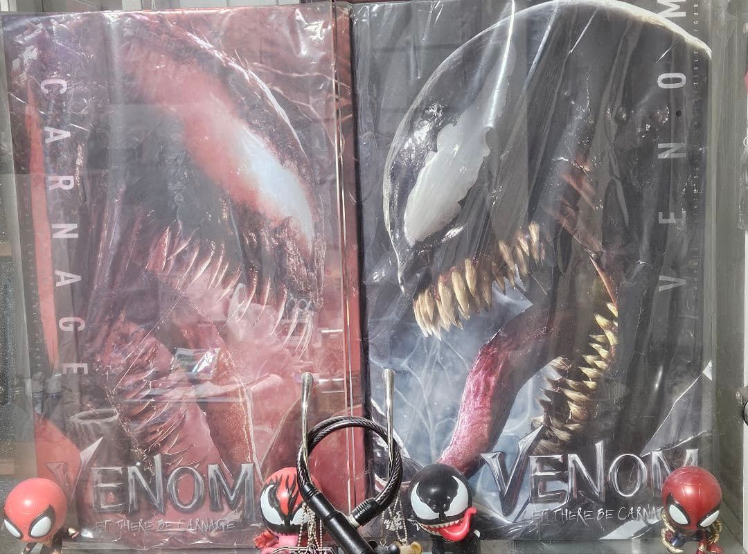 ホットトイズ　ヴェノム&カーネイジ　セット！！