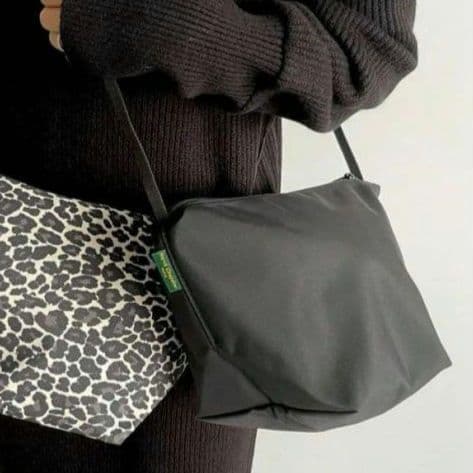 エルベシャプリエ　グリーンレーベル別注　ビッグポシェット　ブラック