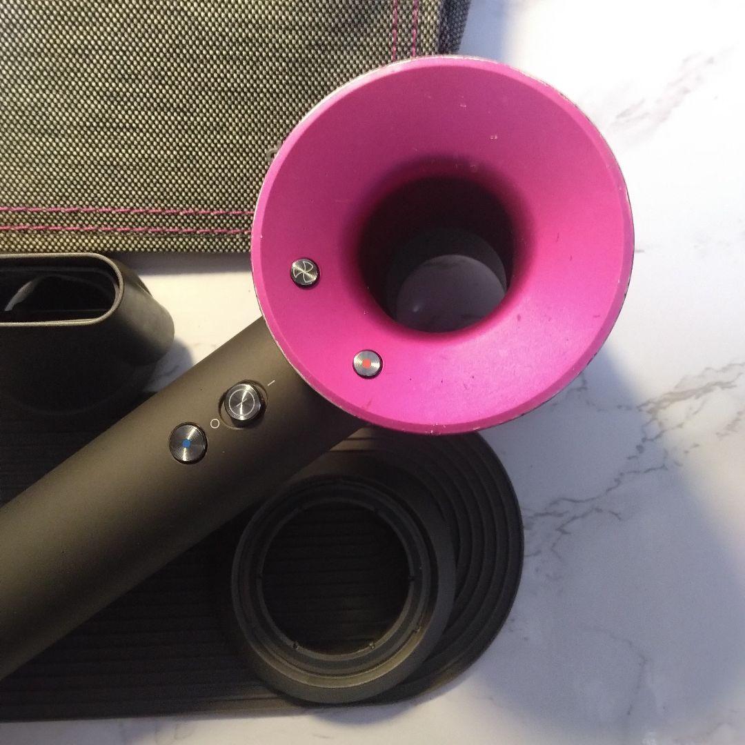 動作良好　ダイソン　HD03　Dyson　ドライヤー