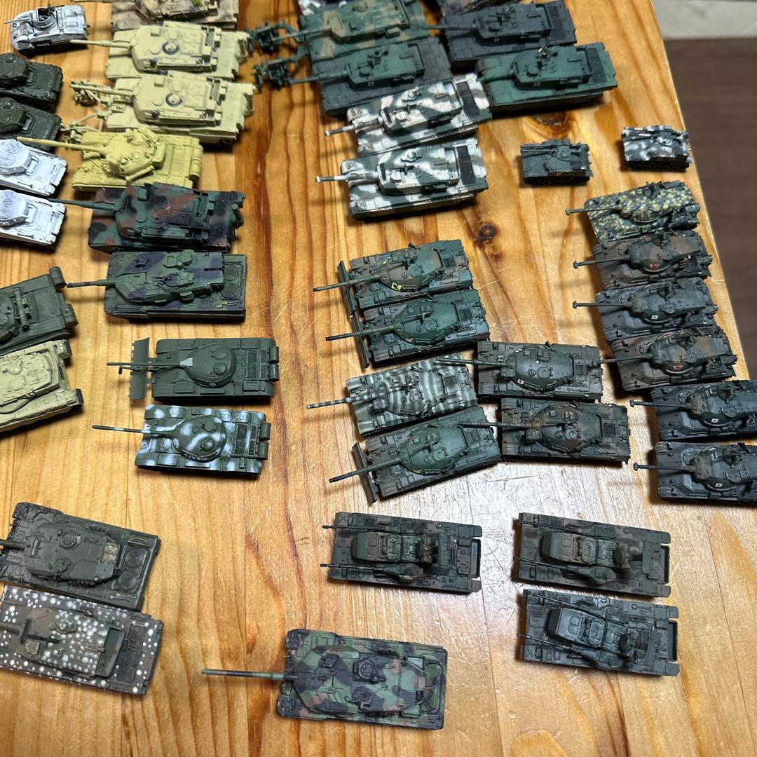 1/144 戦車　自走砲　突撃砲　フィギュア