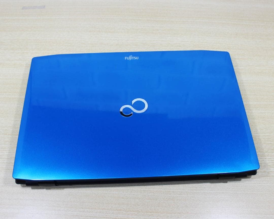 Core i7✨SSD✨メモリ16G ノートパソコン オフィス付き Win11