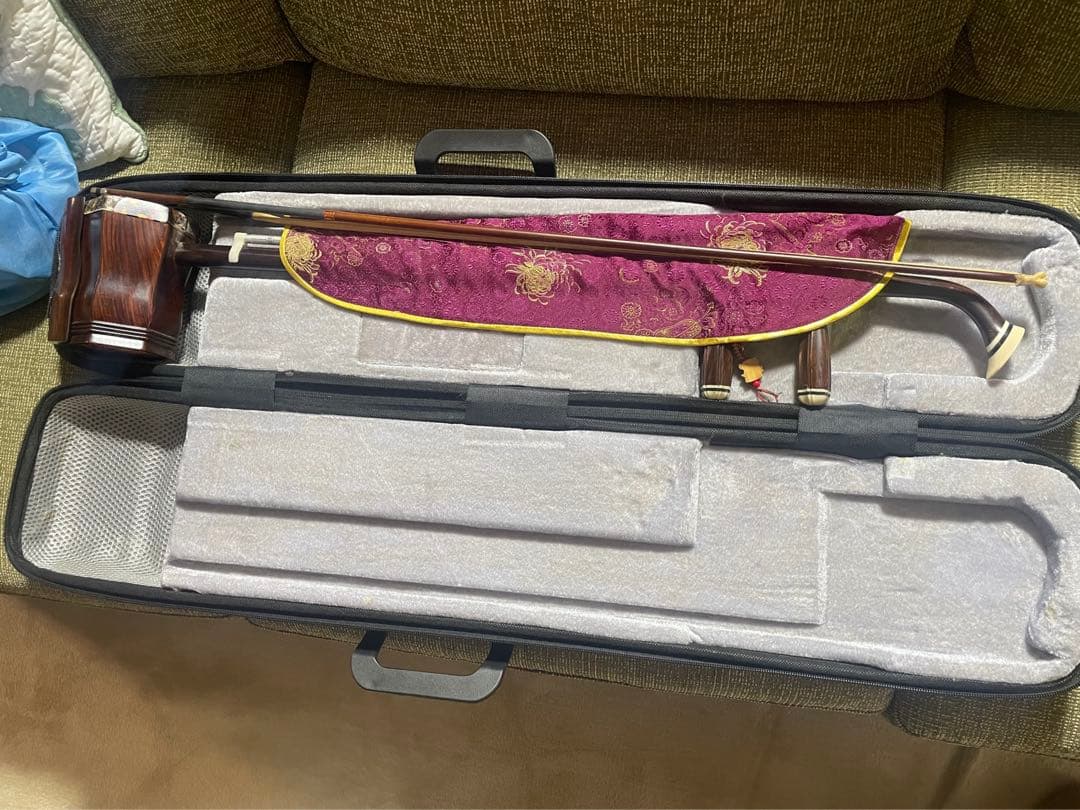 二胡 ケース付き （チャック破損）