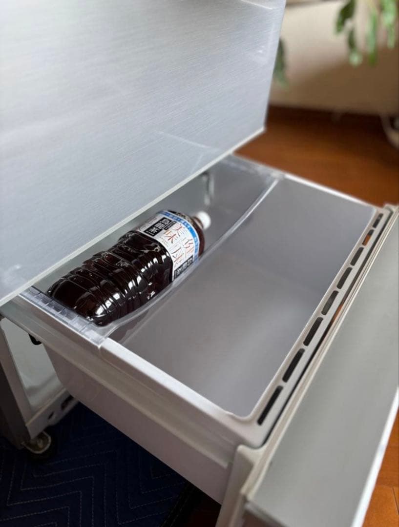 【値下げしました】アクア 3ドア冷蔵庫 AQR-27H 送料込