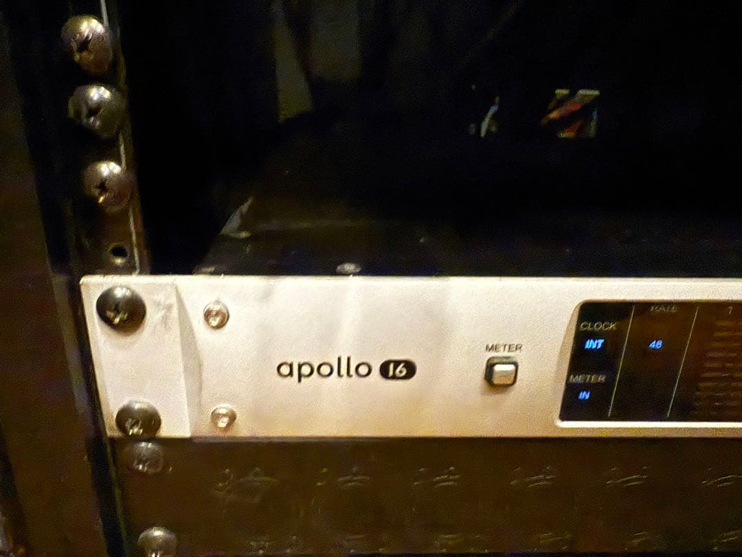 売り切り　Universal Audio Apollo16 TB付き