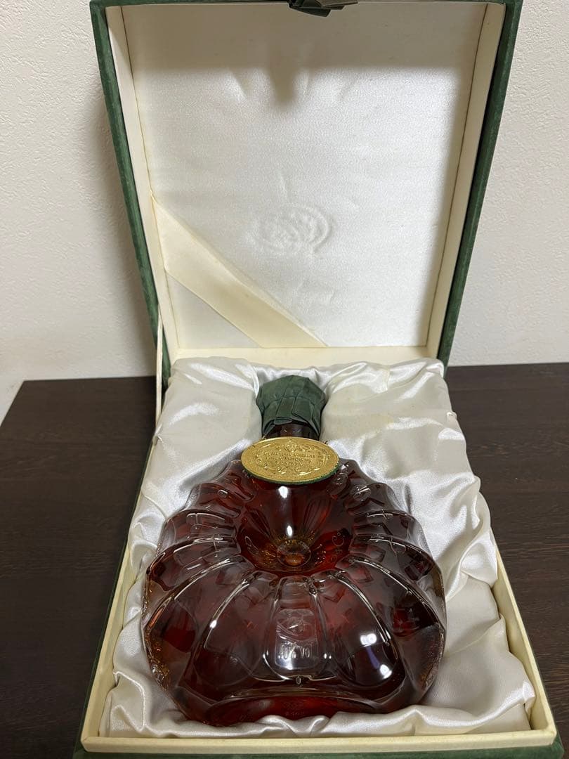 レミーマルタン セントークリスタル バカラボトル 700ml