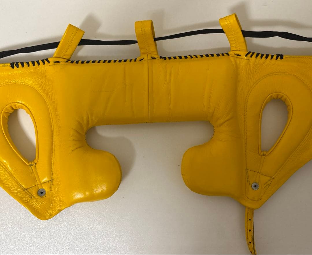 REYES製 レイジェス　フェースガード　イエロー　本皮