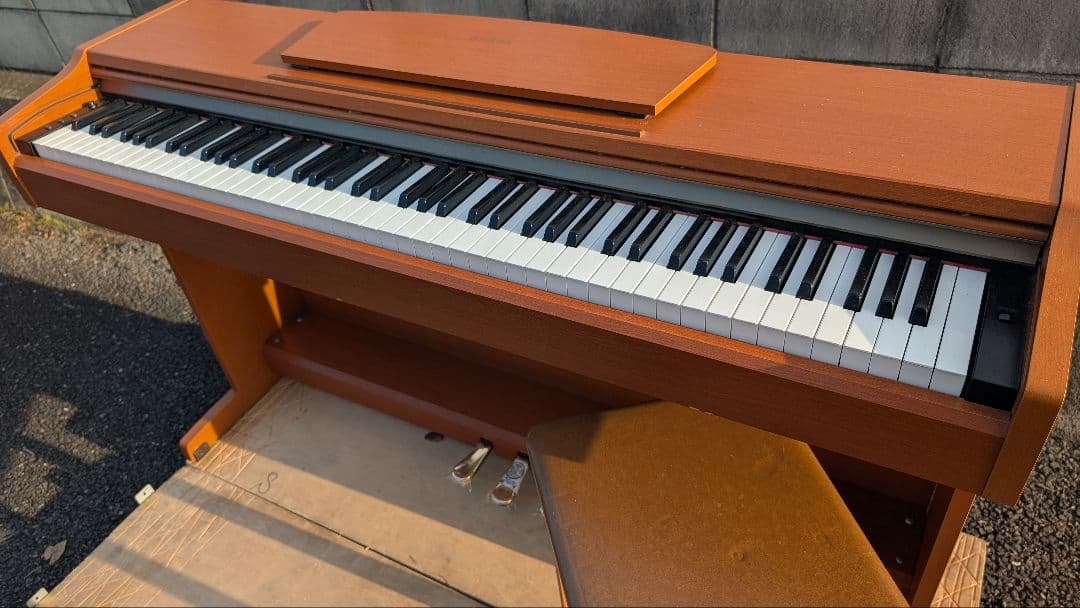 送料込み YAMAHA 電子ピアノ YDP-J7000 04年製激美品激可愛い♥