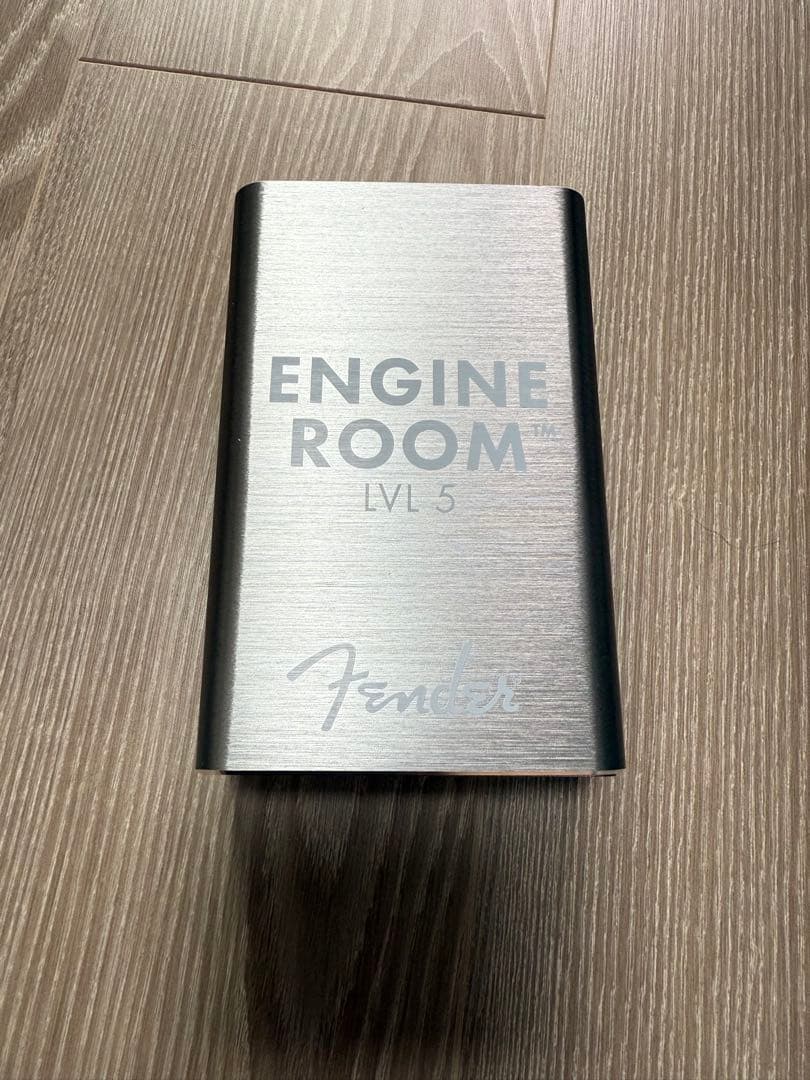 【美品】fender ENGINE ROOM LVL5 パワーサプライ