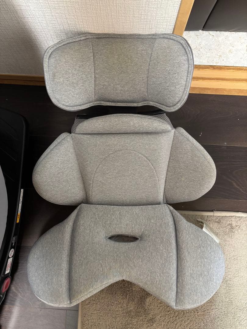 Aprica ISOFIX リクライニング チャイルドシート グレー