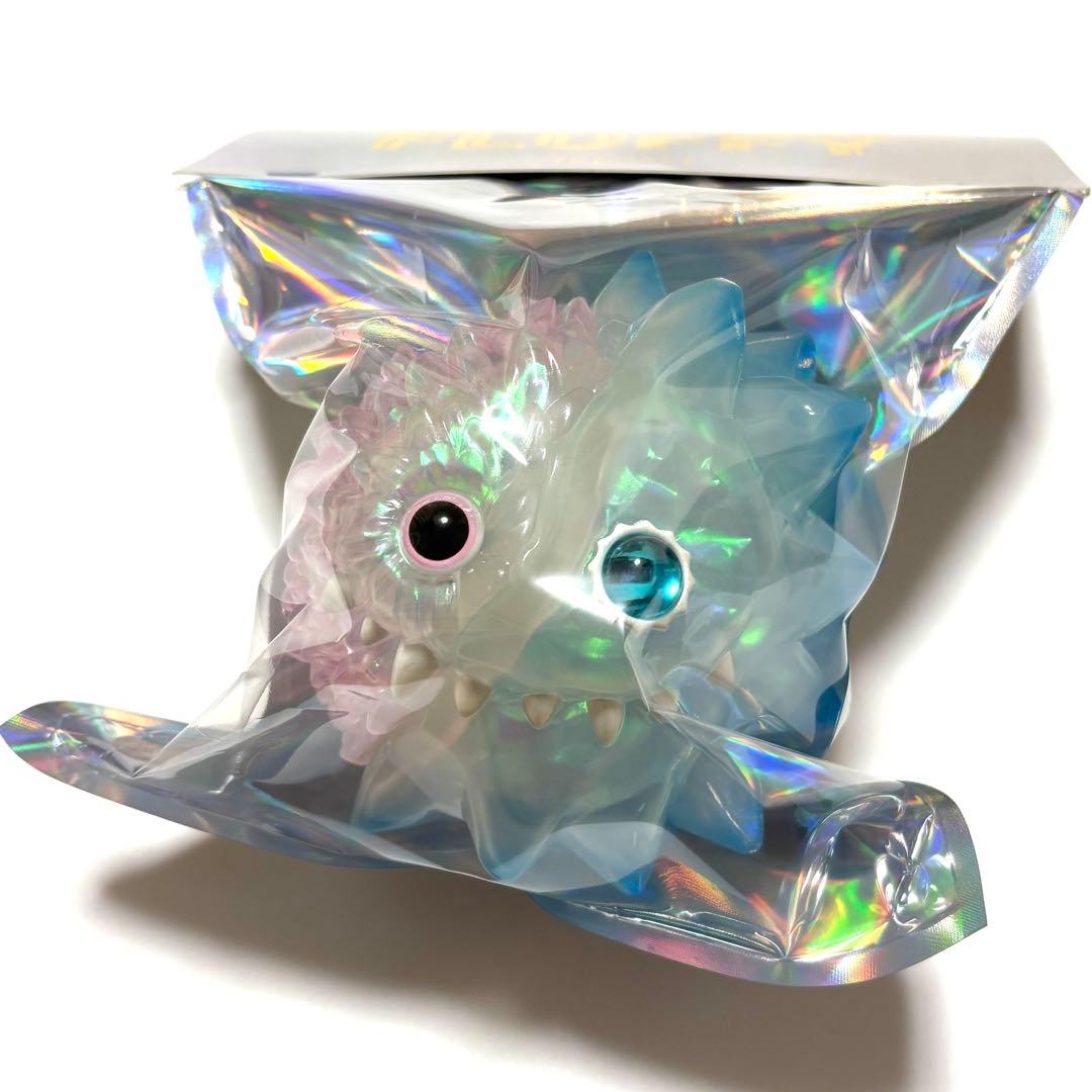 INSTINCTOY HALF ICE FLUFFY ソフビ 蓄光