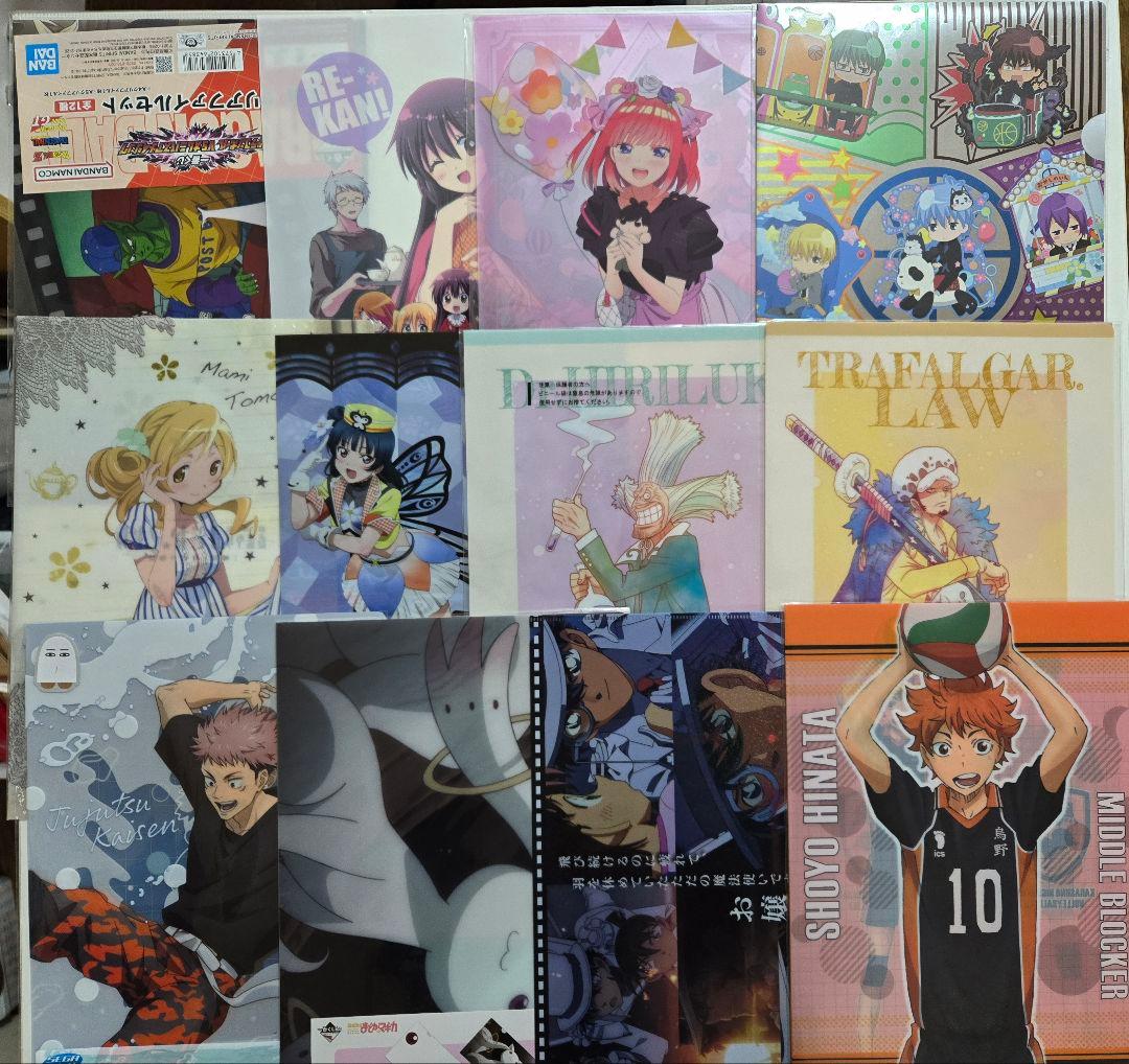 アニメグッズ A4クリアファイル まとめ売り ２００枚以上