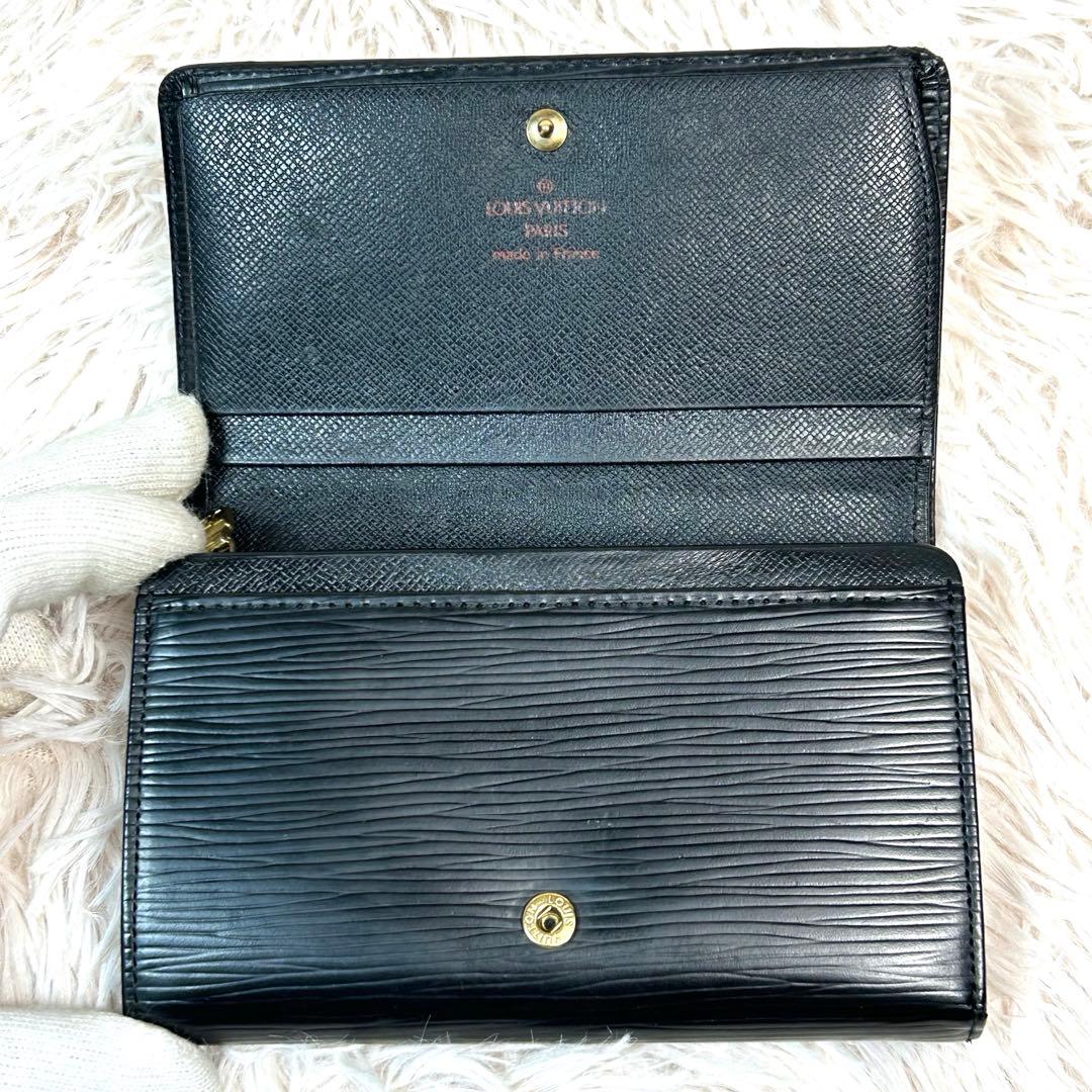 ルイヴィトン　エピ　ポルトモネビエ・トレゾール　ノワール　ブラック