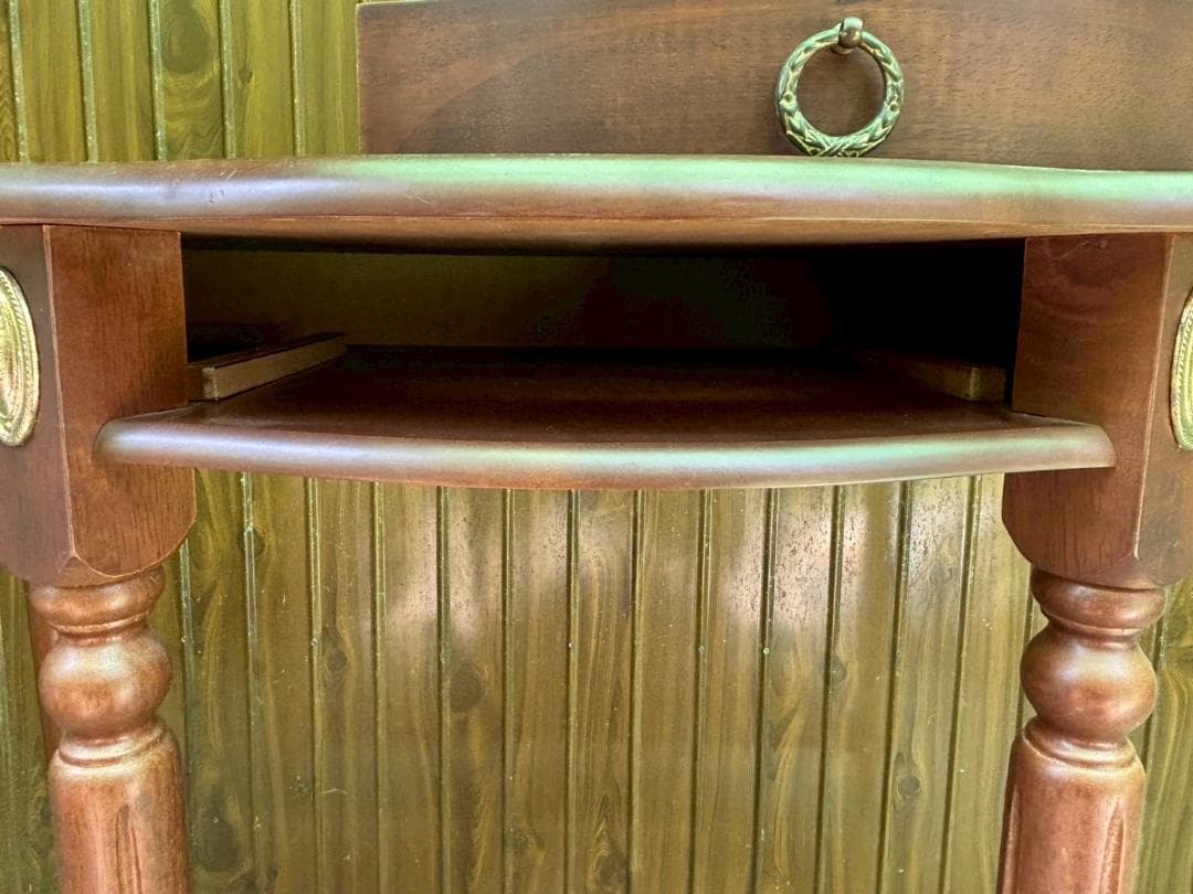 アンティーク　コンソールテーブル　サイドテーブル　インテリア　古家具