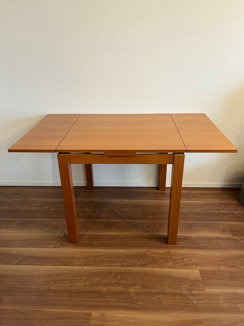 unico ダイニングテーブル　VIVO