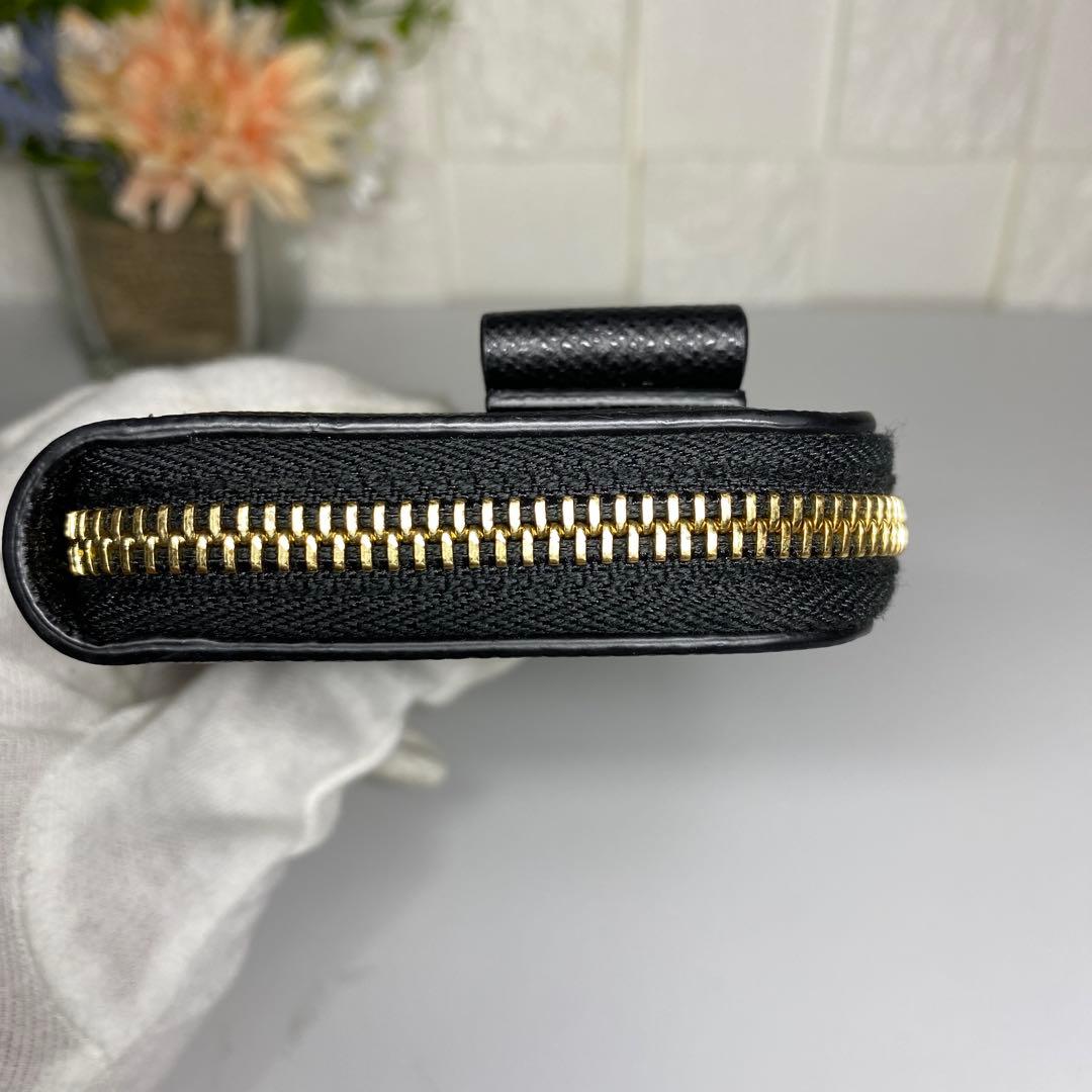 超美品 Ferragamo ヴァラ リボン ケース ブラック カード