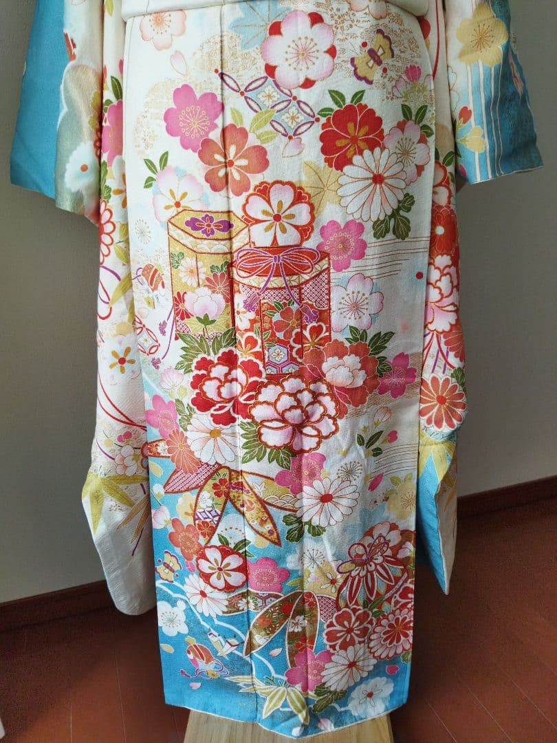 セール中！　367.可愛い振袖7点セット　正絹　フルセット　成人式