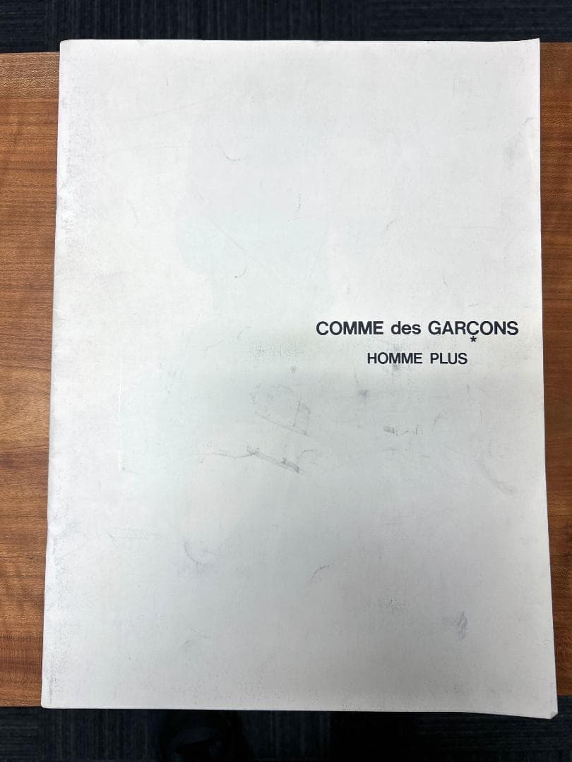 Commes des Garçons HOMME PLUS秋冬写真集