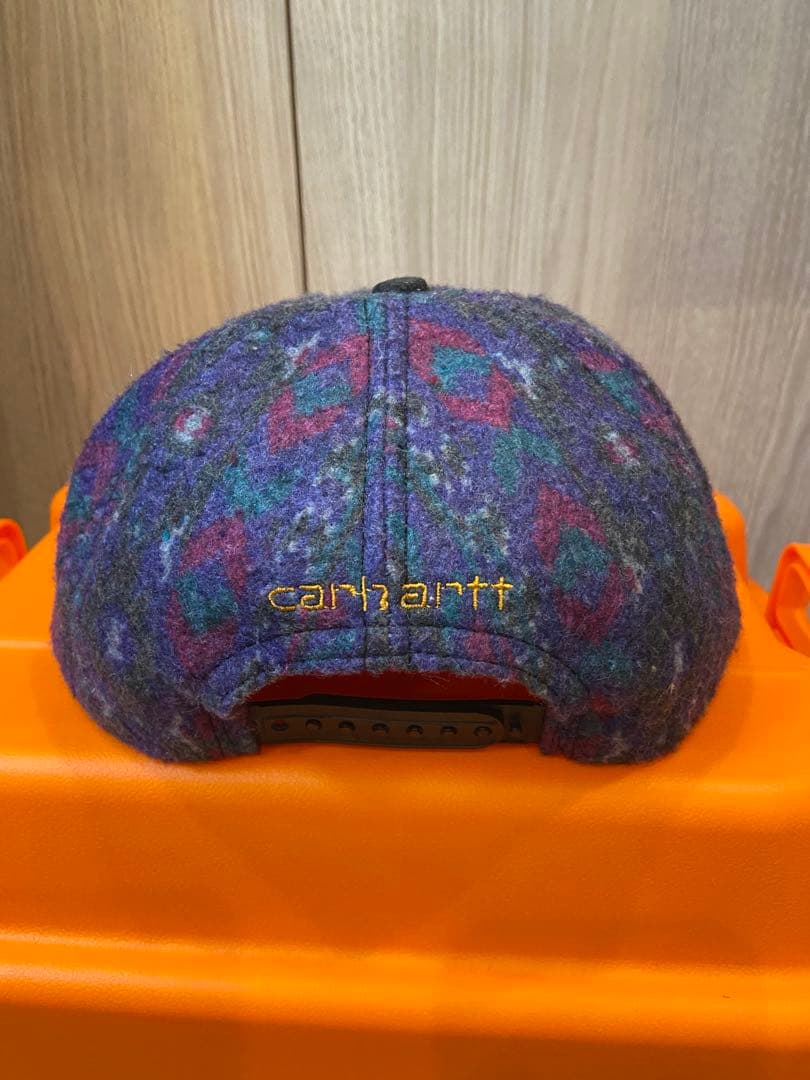 Carhartt 幾何学柄　ネイティブ柄　キャップ