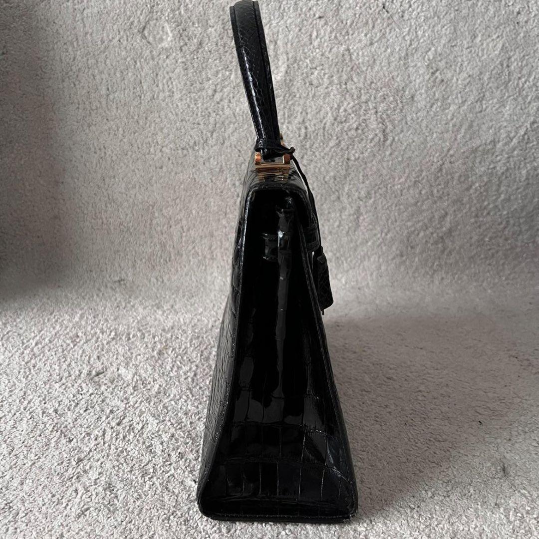 ✨最高峰✨クロコダイル 型押し ハンドバッグ カデナ 南京錠 金具 自立型 黒