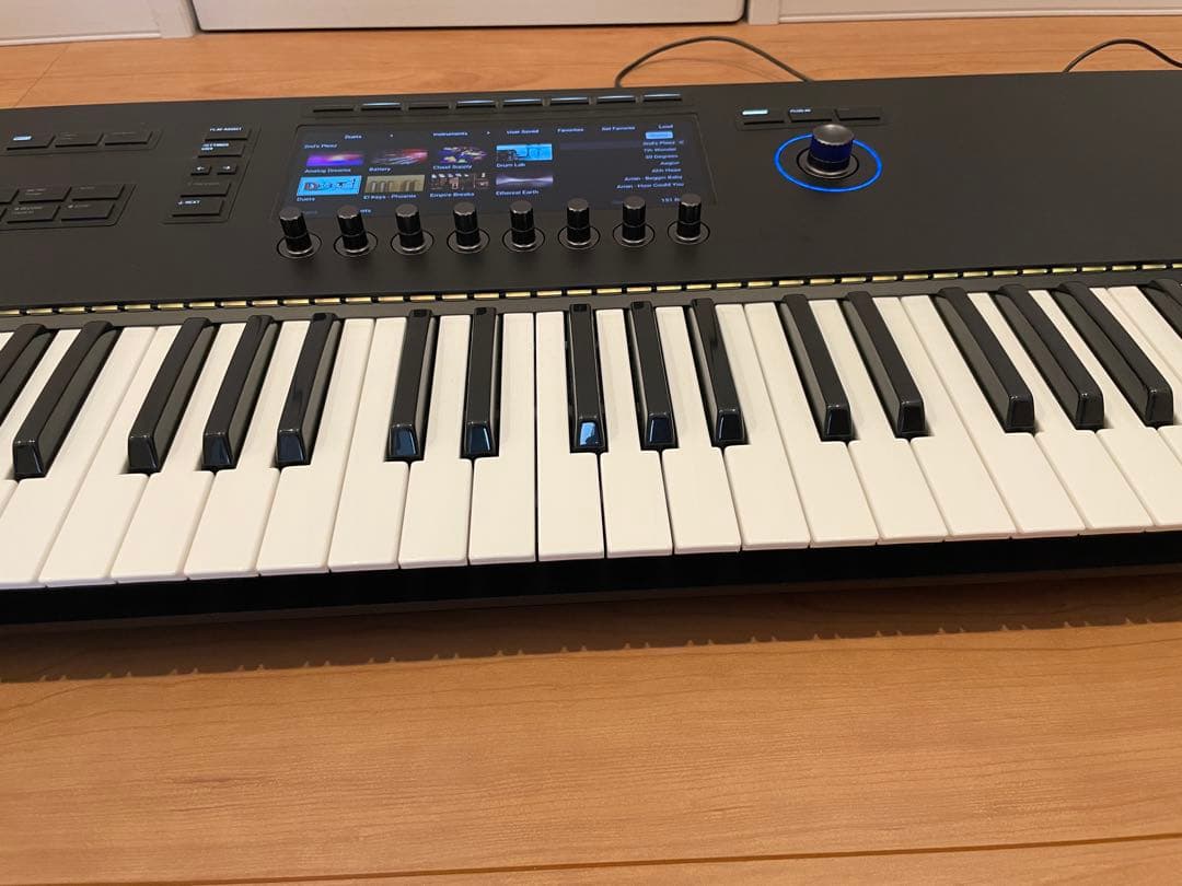 NativeInstruments Kontrol S61 MK3 ライセンス有