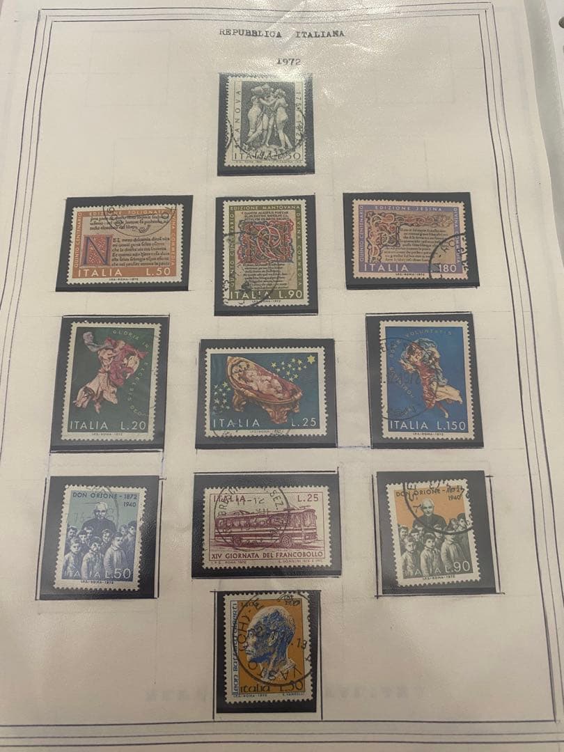 (N36) 切手コレクション イタリアの切手127枚